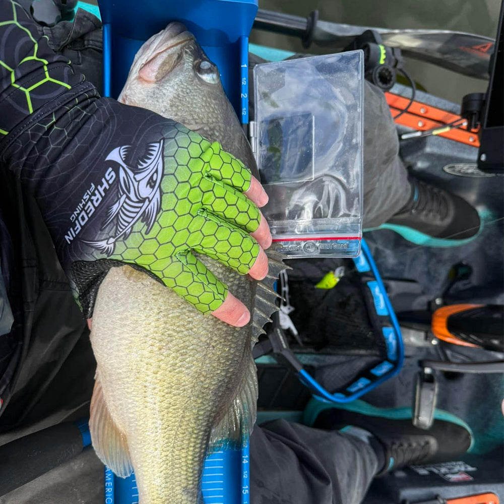 ShredFin Fingerless Fishing Gloves | HexCast Pattern | Chartreuse/Black Fade